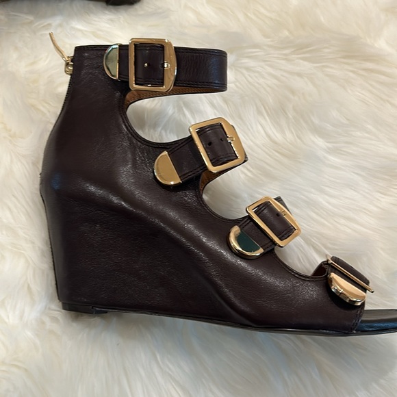 BCBG Generation Brown Leather Sandals size 10M/40 - Picture 2 of 8